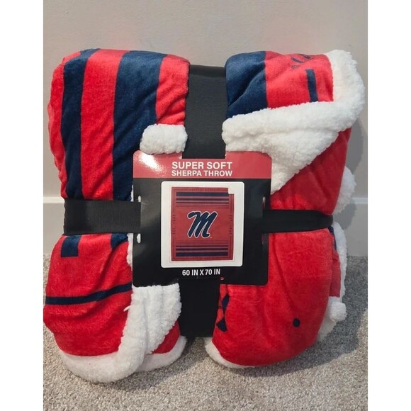 Other - University of Mississippi sherpa throw